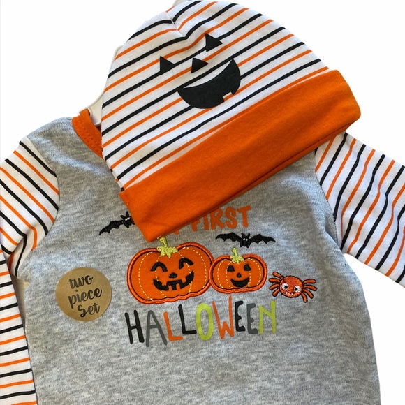 Halloween Footed Onesie With Hat - Picture 2 of 3